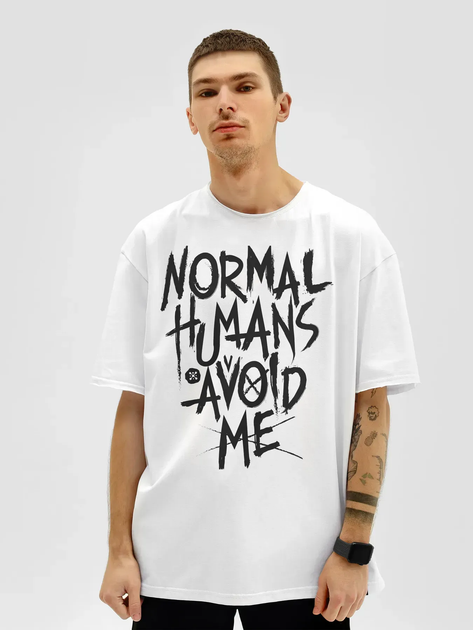 Футболка чоловіча оверсайз Normal Humans Avoid Me XL-2XL Білий (26838229) - Фото 1 Футболка чоловіча оверсайз Normal Humans Avoid Me XL-2XL Білий (26838229) - зображення 1