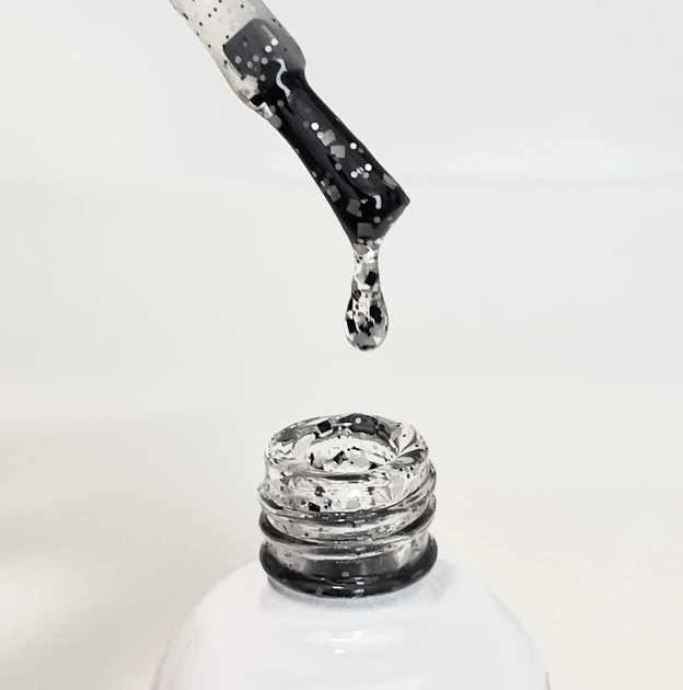 Топовое покрытие для гель лака UNO Top Monochrome Shine с черными и серебряными хлопьями без липкого слоя 12 мл - изображение 3
