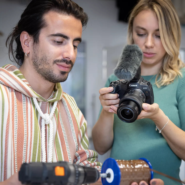 Фотоапарат Canon EOS R8 Body Black (5803C003) - зображення 12