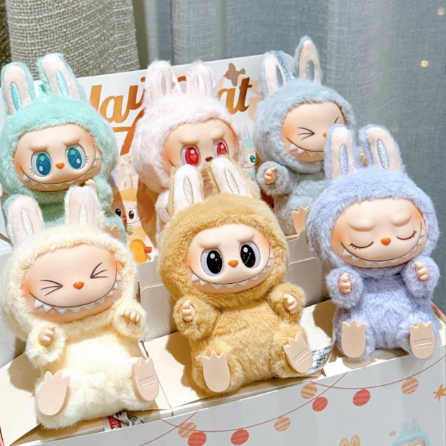 Мягкая игрушка Лабубу Монстры 15см Pop Mart Labubu Art The Monsters плюшевый брелок-сюрприз на рюкзак - изображение 3