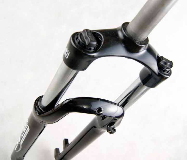 Вилка Suntour XCT Lock-Out безрезьбовая 1-1/8" (SF13-XCT-DS-26-100 ...