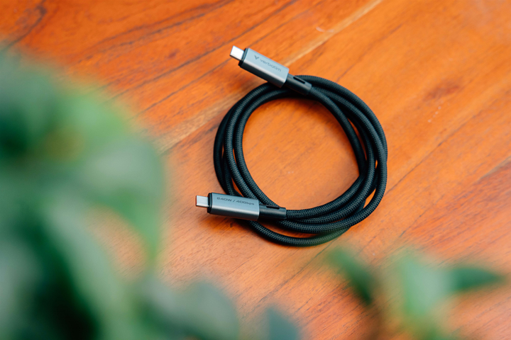 Kabel zasilający i synchronizujący Verbatim 240 W USB-C do USB-C, 120 cm, czarny (23942318477) - obraz 7
