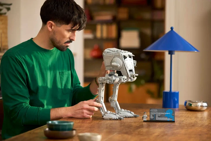 Конструктор LEGO Star Wars Крокоход AT-ST 1513 деталей (75417) - Фото 7 Конструктор LEGO Star Wars Крокоход AT-ST 1513 деталей (75417) - изображение 7