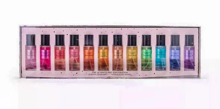 Подарунковий набір із 12 міні-спреїв по 75 мл Victoria's Secret Ultimate Mist Discovery Gift Set - Фото 3 Подарунковий набір із 12 міні-спреїв по 75 мл Victoria's Secret Ultimate Mist Discovery Gift Set - зображення 3