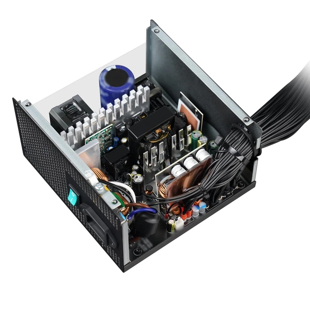 Блок питания 1000W DeepCool GamerStorm PN1000D, черный, 80 Plus Gold, стабильное питание для ПК, 12V-2x6 медный кабель - Фото 5 Блок питания 1000W DeepCool GamerStorm PN1000D, черный, 80 Plus Gold, стабильное питание для ПК, 12V-2x6 медный кабель - изображение 5