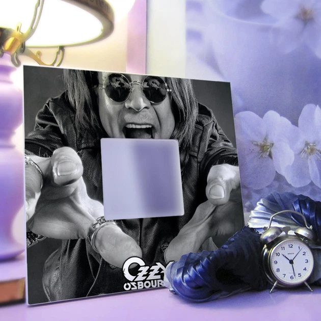 Декоративное зеркало "Оззи Осборн. Ozzy Osbourne. Black Sabbath" подарок фанатам рок-музыки, хеви-метал, украшение в бар, клуб, студию - изображение 3