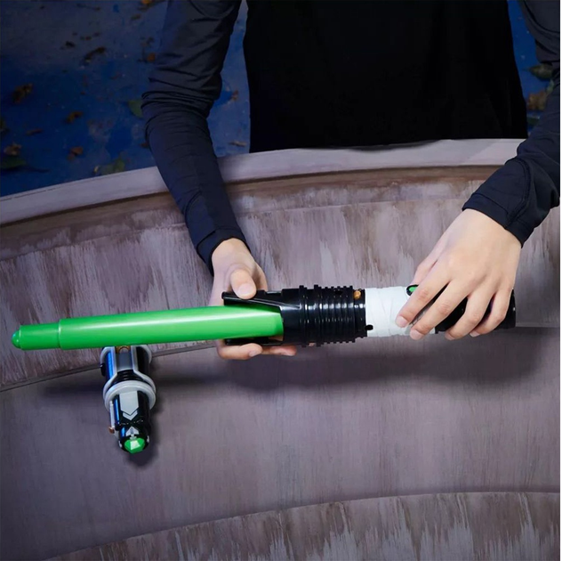 Висувний світловий меч Hasbro Disney: Star Wars Lightsaber Forge Luke Skywalker Extendable F7419 (5010996121462) - зображення 6
