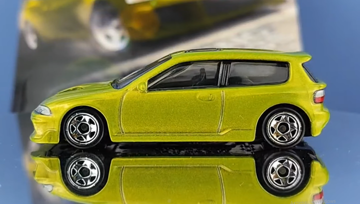 Тематична Машинка Hot Wheels Honda Civic EG Fast & Furious 1:64 JBY39 Green - зображення 4