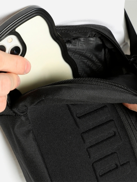 Torba przez ramię męska sportowa materialowa Puma S Portable 9071301 Czarna (4067981501755) - obraz 3