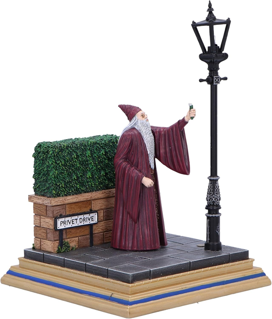 Figurka Nemesis Now Wizarding World Harry Potter Dumbledore Privet Drive Light Up (0801269153632) - obraz 2