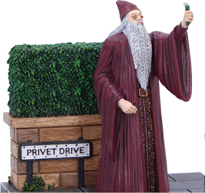 Figurka Nemesis Now Wizarding World Harry Potter Dumbledore Privet Drive Light Up (0801269153632) - obraz 6
