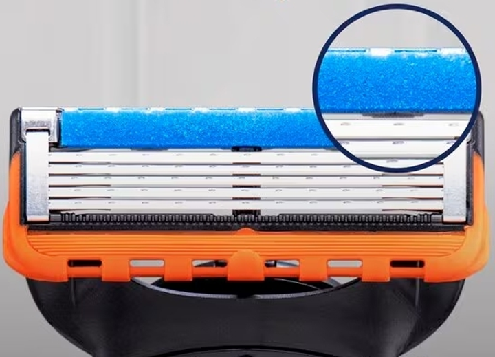 Maszynka do golenia Gillette Fusion5 Power + wymienny wkład 1 szt (8001090420671) - obraz 5