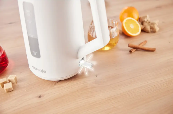 Электрочайник Gorenje K17OPW 1.7л, Strix контроль, белый матовый - изображение 3