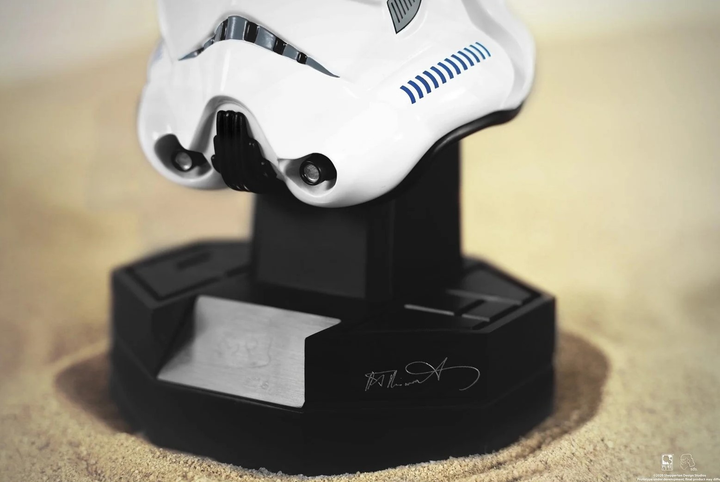 Statuetka kolekcjonerska PureArts StarWars Original StormTrooper Helmet 1:3 (0713929403288) - obraz 10
