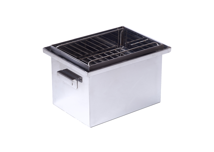 Коптильня SmokeHouse M DeLuxe 400х300х320 мм до 4 кг для горячего копчения с термометром и аксесуарами нержавеющая сталь - Фото 4 Коптильня SmokeHouse M DeLuxe 400х300х320 мм до 4 кг для горячего копчения с термометром и аксесуарами нержавеющая сталь - изображение 4