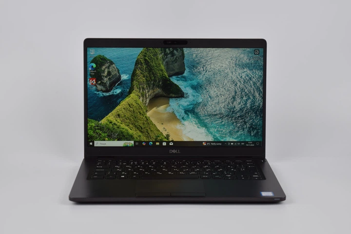 Ноутбук Dell Latitude 5300 i7-8665U / 16 гб / SSD 256 гб / 13.3