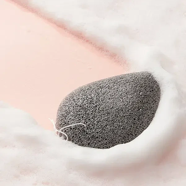 Bamboo Charcoal Konjac Sponge Спонж конняку з деревним вугіллям Purito seoul 7g - зображення 2