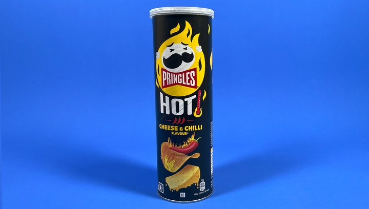 Чипси Pringles Flame Cheese & Chili Extra Hot 160g - Фото 2 Чипси Pringles Flame Cheese & Chili Extra Hot 160g - зображення 2