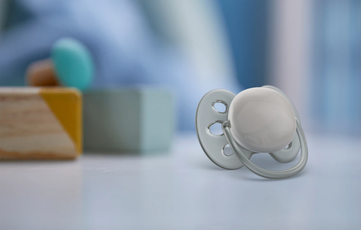 Пустушка Philips Avent Ultra Soft 6-18 м нейтральна SCF091/17 2 шт (8720689016551) - зображення 3