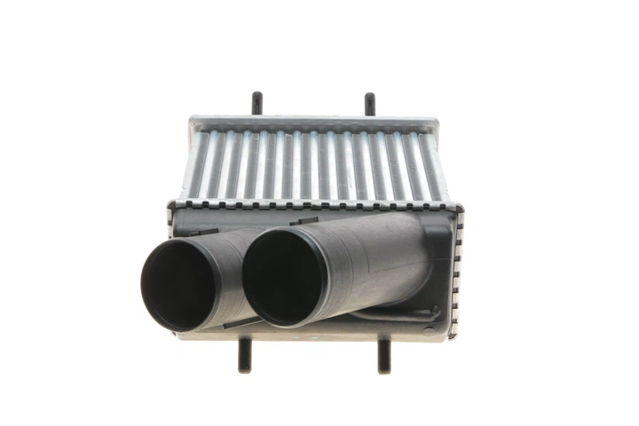 Интеркулер NRF 30832 Renault Scenic, Megane; Dacia Logan 7700438038, 7700838130, 8200175069 - изображение 4
