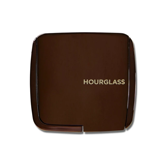 Фінішна пудра з ефектом сяйва Hourglass Ambient™ Lighting Finishing Powder Eternal Light 10 г - зображення 6