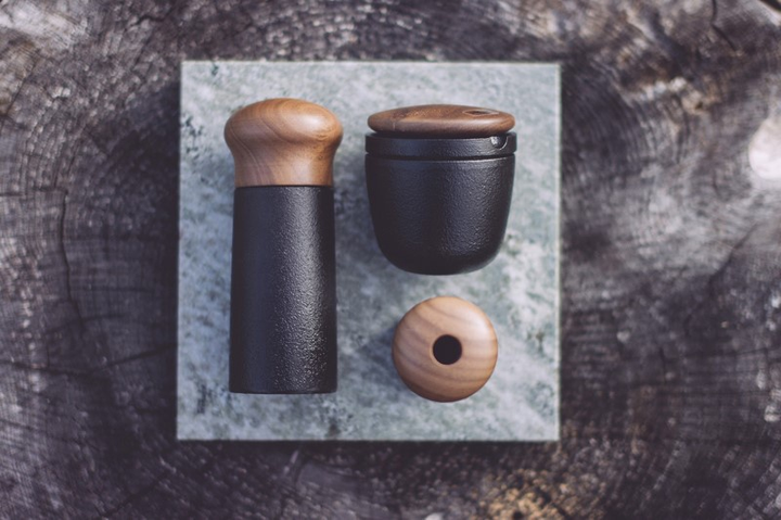 Pojemnik na sól Skeppshult Walnut żeliwny (7317930075095) - obraz 4