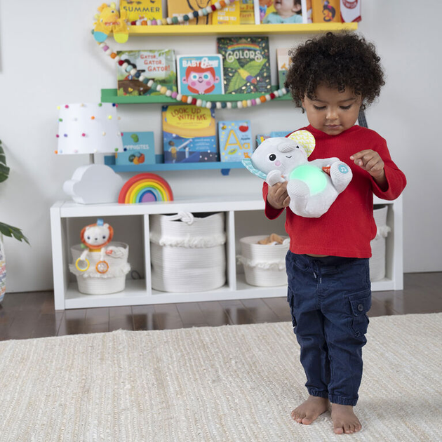  Інтерактивна іграшка для обіймів слоник Bright Starts Hug-a-bye Baby 0m+ (74451124981) - зображення 5