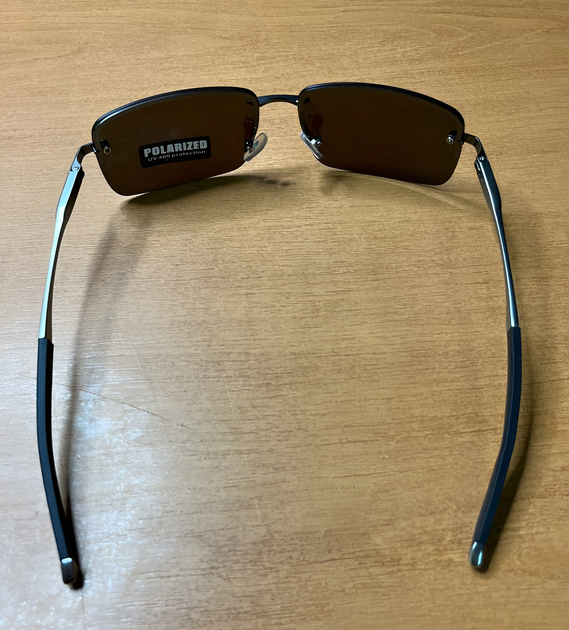 Модные мужские солнцезащитные очки 2025 polarized blue солнечные защитные UV400 поляризационные антибликовые для рыбалки отдыха авто polaroid от солнца стильные квадратные полароид темно-серая оправа голубые линзы в комплекте твердый футляр - Фото 6 Модные мужские солнцезащитные очки 2025 polarized blue солнечные защитные UV400 поляризационные антибликовые для рыбалки отдыха авто polaroid от солнца стильные квадратные полароид темно-серая оправа голубые линзы в комплекте твердый футляр - изображение 6