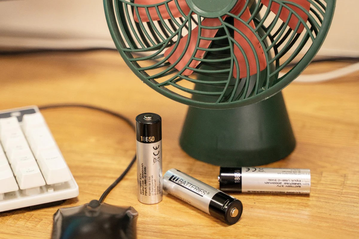 Акумулятори LiiBatteries 18650 TYPE-C USB Rechargeable 2 шт (9313448510842) - зображення 8