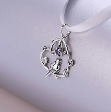 Кулон серебряный в форме сердца с птицей Соловейко Amethyst 925 Zirkon - Фото 2 Кулон серебряный в форме сердца с птицей Соловейко Amethyst 925 Zirkon - изображение 2