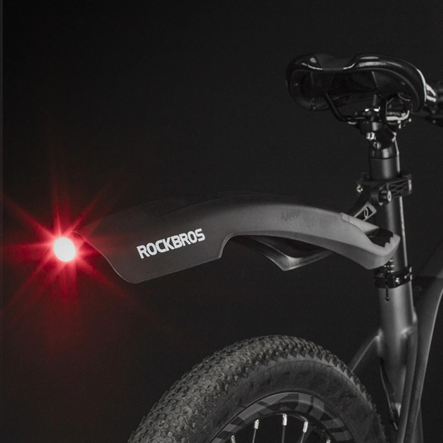 Велосипедне крило RockBros DNB8001BK з червоною LED лампою Чорне (5907769314377) - зображення 4