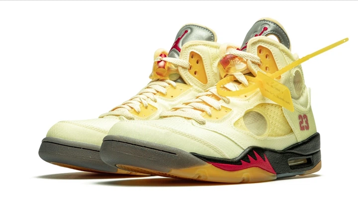 靴 NIKE Air Jordan 5 Retro SP DH8655-100 Кроссовки Air Jordan 5 Retro Sp Yellow DH8565-100 45
