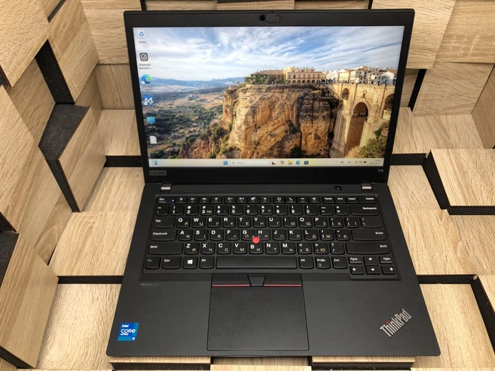 Windowsノート本体 ThinkPad T14 Gen2i (i5-1145G7/16G/256GB) Amazon