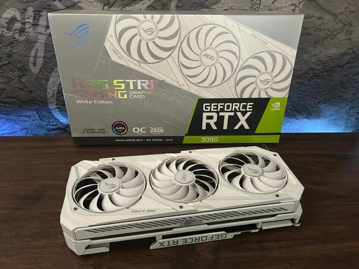 Відеокарта RTX 3090 24GB Asus ROG Strix OC White Edition GDDR6X