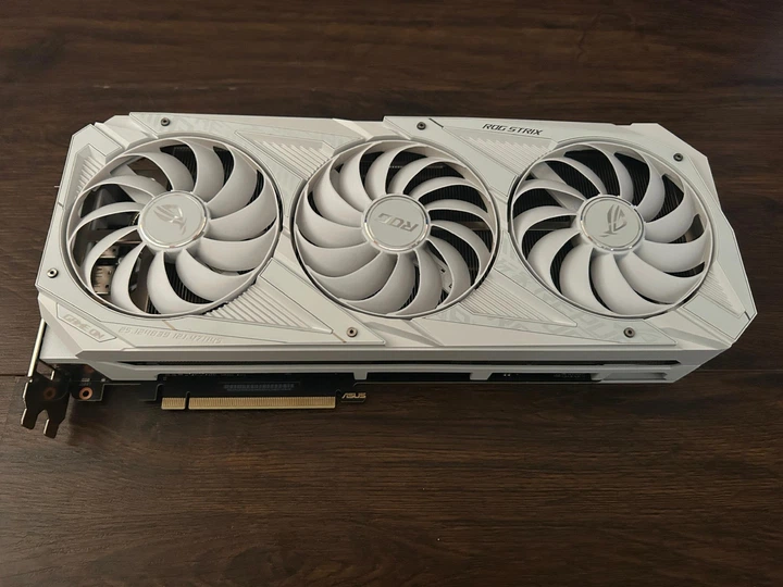 Відеокарта RTX 3090 24GB Asus ROG Strix OC White Edition GDDR6X