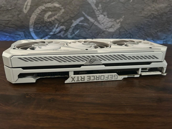 Відеокарта RTX 3090 24GB Asus ROG Strix OC White Edition GDDR6X