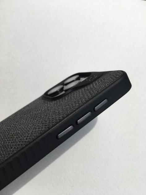 Чехол противоударный тканевый ZAGG Gear4 London MagSafe для Iphone 15 Pro (6.1") Black Geo - Фото 5 Чехол противоударный тканевый ZAGG Gear4 London MagSafe для Iphone 15 Pro (6.1") Black Geo - изображение 5