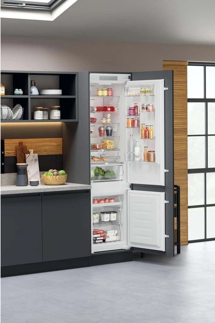 Холодильник Hotpoint-Ariston HAC20T321 - изображение 7