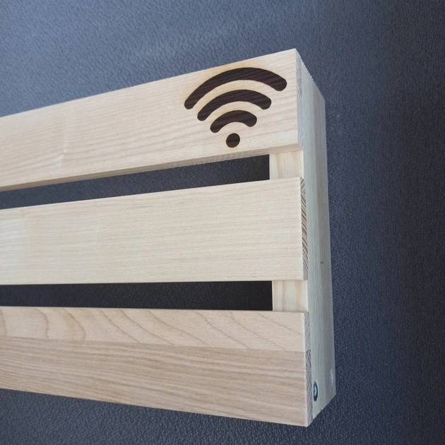 Полка для WI-FI роутера навесная с гравировкой PL012 - изображение 4