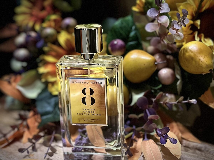Парфумована вода унісекс Rosendo Mateu 8 Fruity Amber Exotic Musk 100 мл (8436603740272) - зображення 3