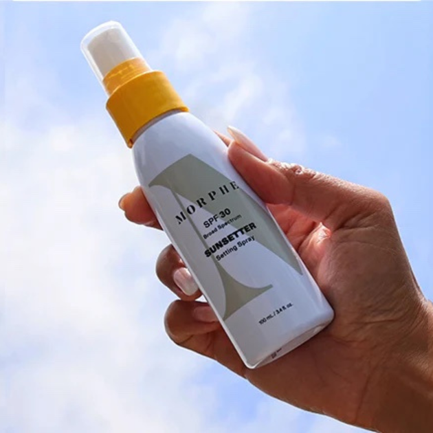 Фиксирующий спрей с солнцезащитой Morphe Sunsetter Broad Spectrum SPF 30 Setting Spray 100 мл - изображение 2