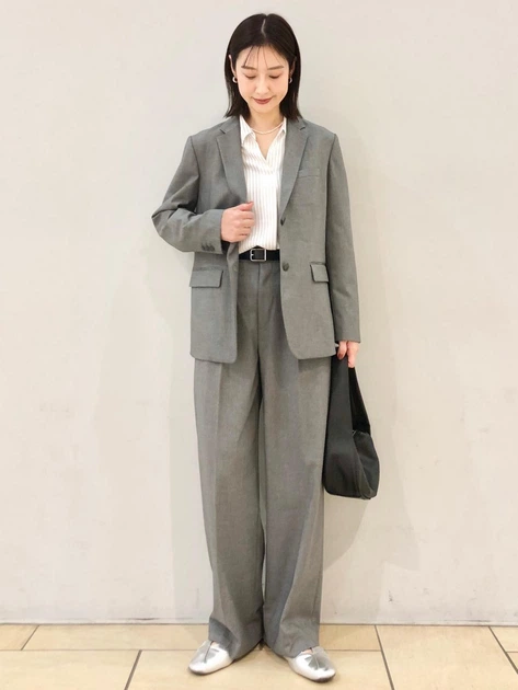 Пиджак классический удлиненный женский Uniqlo 826126581 L Серый (1159841006) - Фото 2 Пиджак классический удлиненный женский Uniqlo 826126581 L Серый (1159841006) - изображение 2