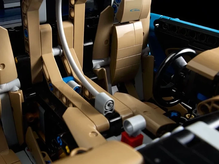 Конструктор Bugatti Chiron, 3599 деталей (2994250326073) - изображение 4