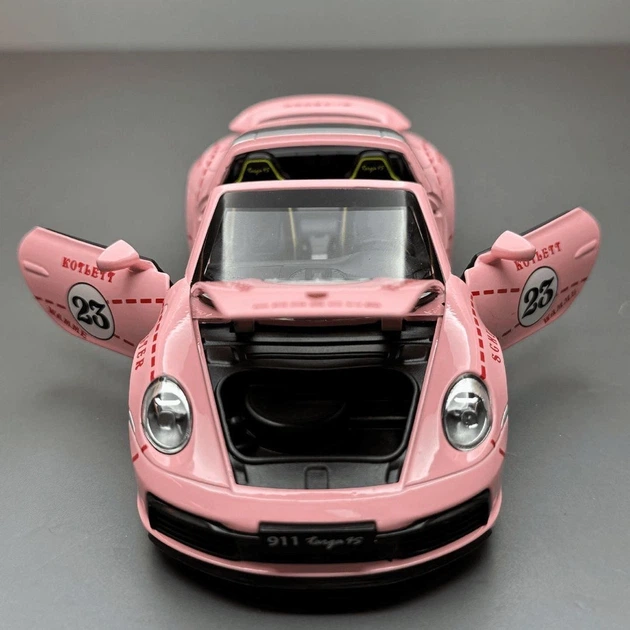 Машинка металлическая Porsche 911 Targa 4S кабриолет розовый 1:32