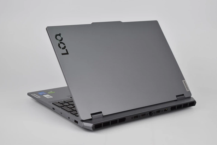 【状態良】Lenovo LOQ 15IRX9 i7 4060 ケース付 Lenovo ntc 【公式・直販】ノートパソコン LOQ 15IRX9 Core i7