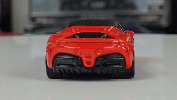 Машинка Базовая Hot Wheels Ferrari SF90 Stradale Factory Fresh 1