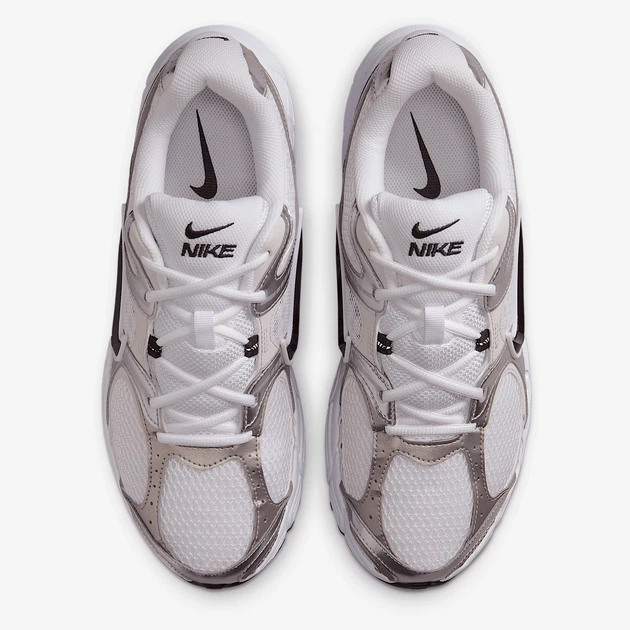 Чоловічі кросівки Nike V5 RNR HJ5228-104 45.5 (11.5US) 29.5 см