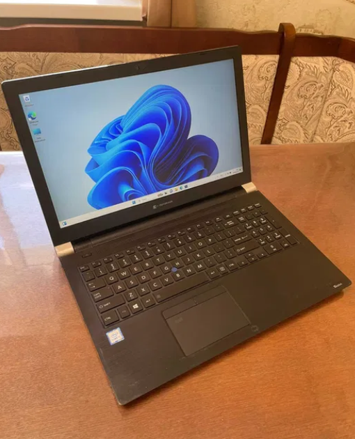 パソコン dynabook TECRA A50-F ノートPC Ноутбук Б-клас Toshiba Dynabook TECRA A50-F / 15.6