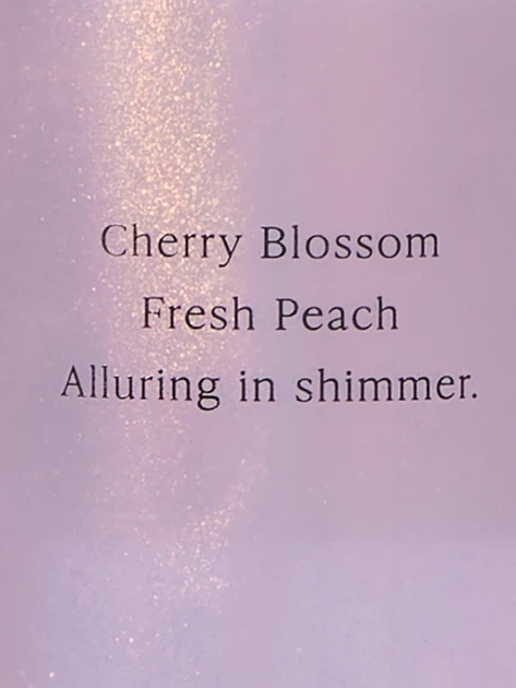 Парфюмированный спрей с шиммером Victoria's Secret Love Spell Shimmer Fragrance Mist 250 мл - Фото 3 Парфюмированный спрей с шиммером Victoria's Secret Love Spell Shimmer Fragrance Mist 250 мл - изображение 3
