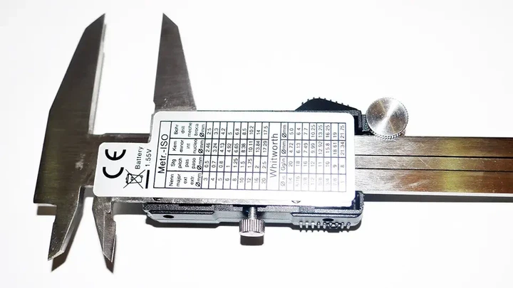 Электронный штангенциркуль Digital Caliper с LCD микрометр в кейсе - изображение 7